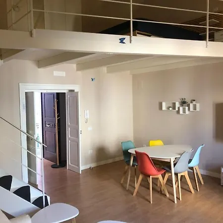 Ruicella Loft Apartment